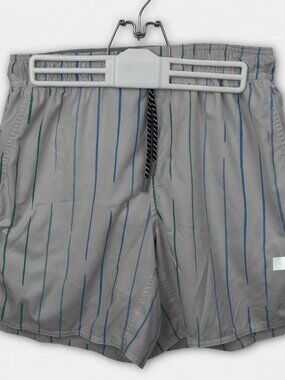 Men's White Luka Short Gradient Pinstripe - M / 7” / Liner Quantity: 1